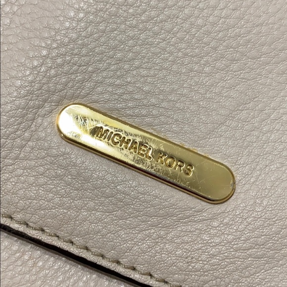 Shoulder Bag - Picture 2 of 7